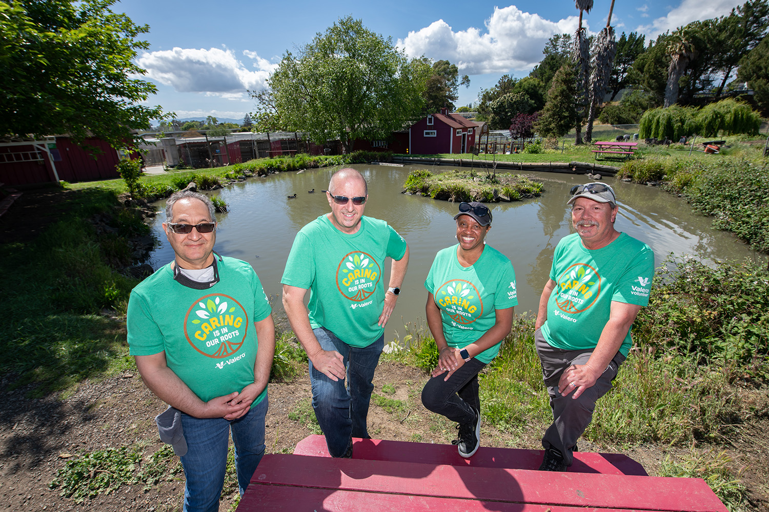 Valero volunteers at Loma Vista Farms