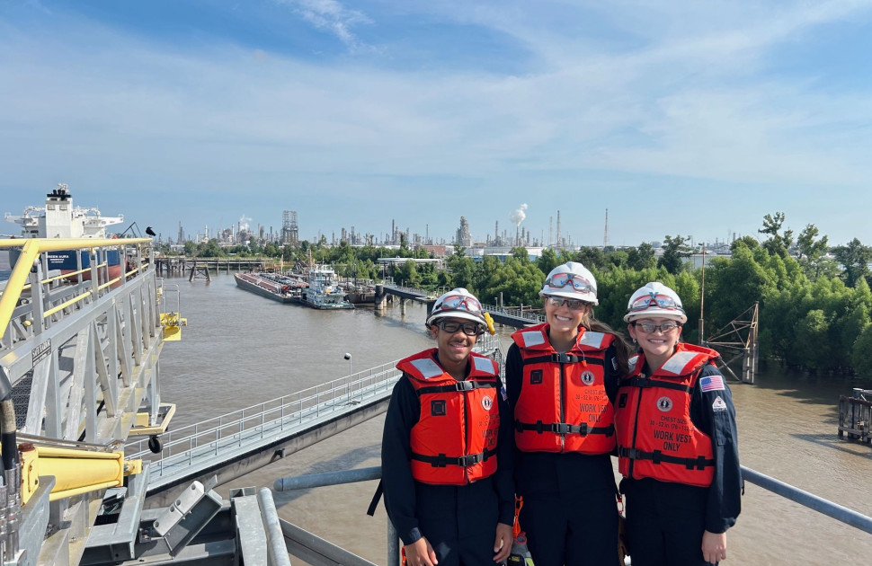 Group of interns at St. Charles refinery 